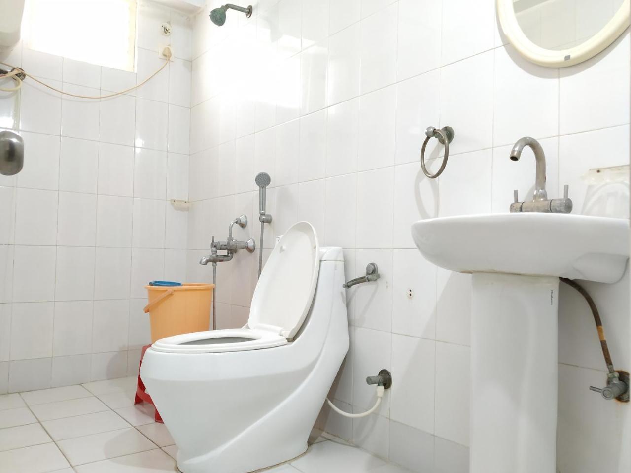 Aum Hotel Puttaparthi Esterno foto